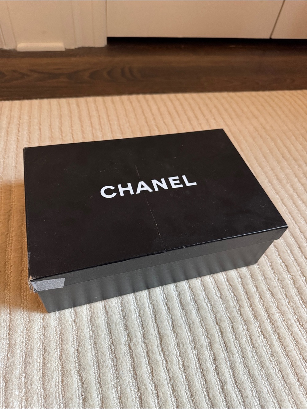 CHANEL Black Ballet Flats with Gold CC - Picture 9 of 10